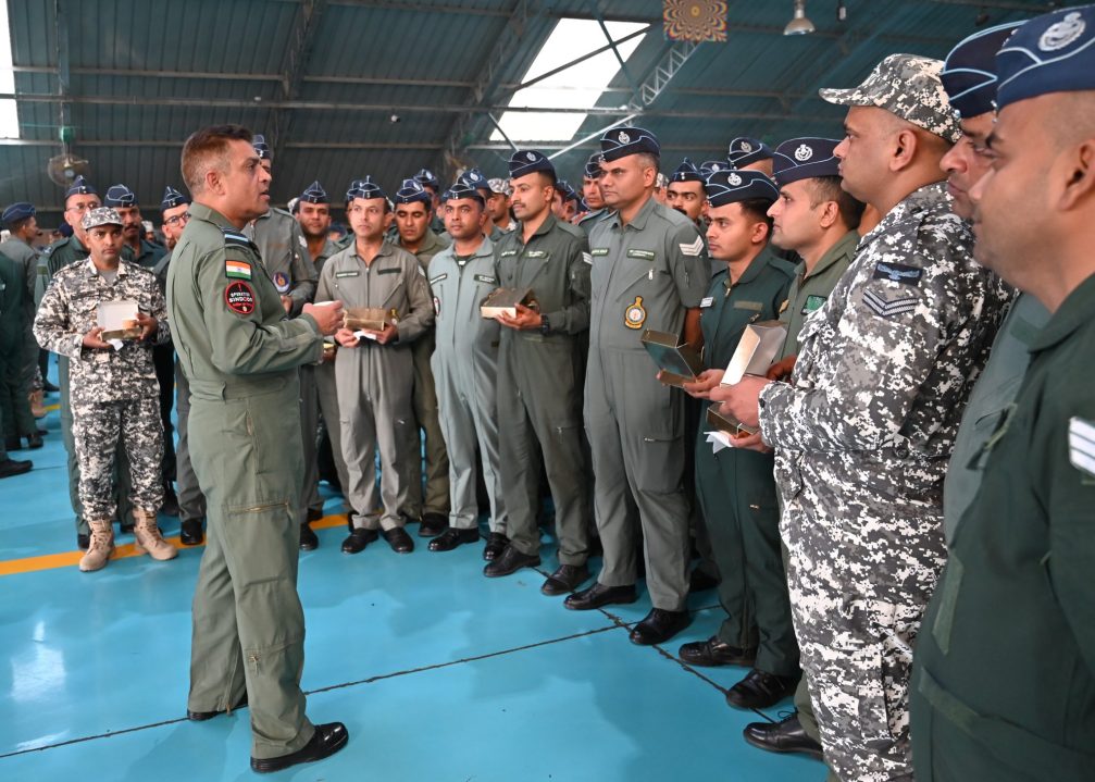 Air Marshal Nagesh Kapoor Discussing 1