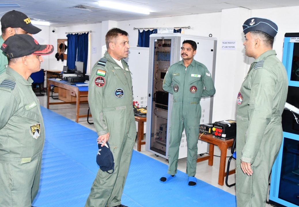 Air Marshal Nagesh Kapoor Discussing