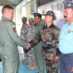 Air Marshal Nagesh Kapoor Meeting Soldiers
