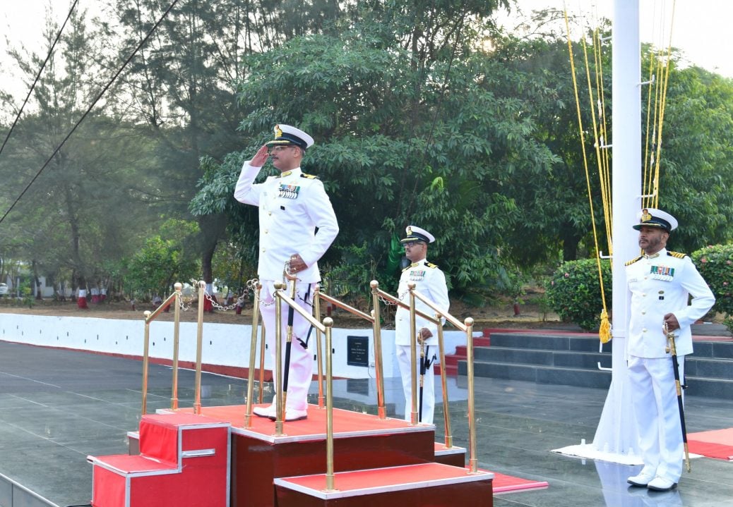 Cmde Aashish Sharma Saluting
