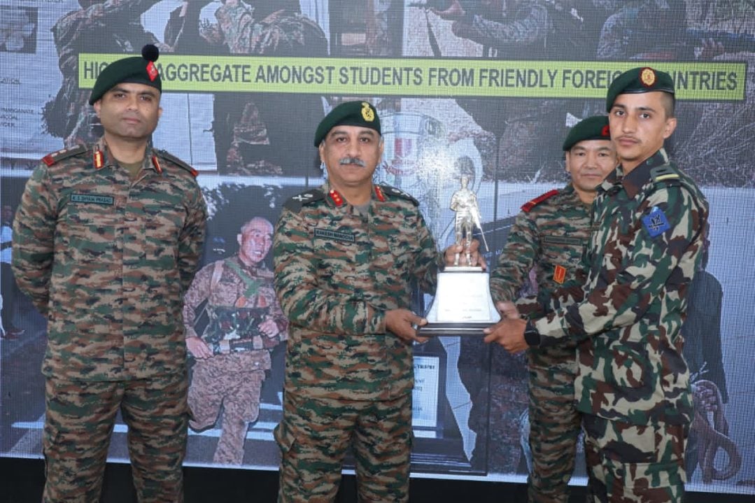 Foreign Cadet Getting Award