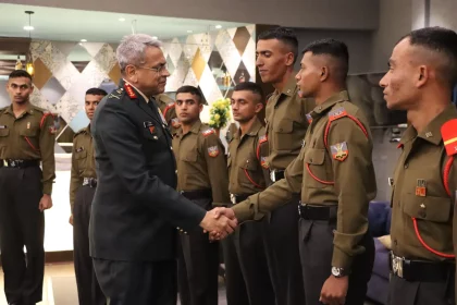 Lt Gen Anindya Sengupta Shaking Hands with Cadets