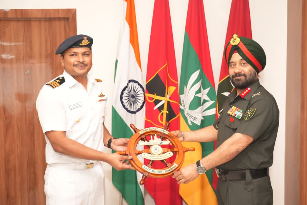 Lt Gen Devinder Pal Singh Giving Award to Officer