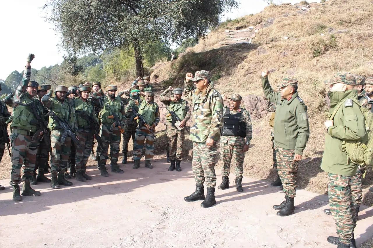 Lt Gen Prasanna Kishore Mishra Reviews Security And CI Operations 