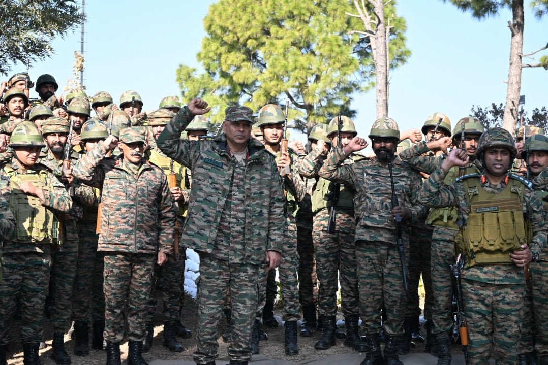 Lt Gen Prasanna Kishore Mishra with Soldiers