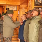 Lt Gen Pratik Sharma Fecilitating