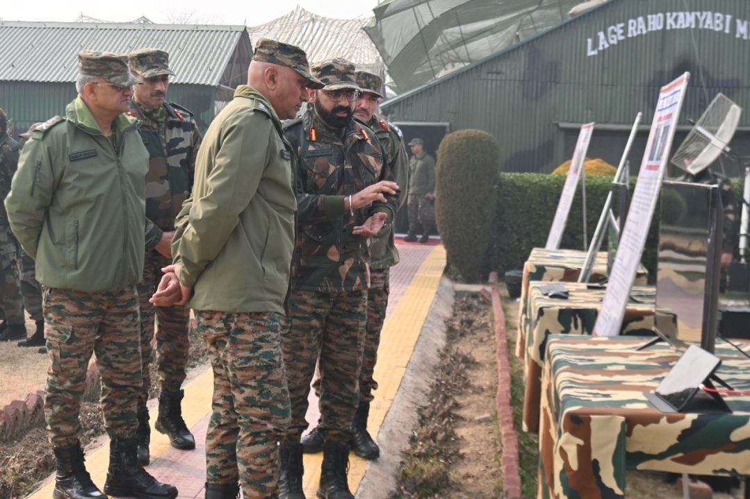 Lt Gen Pratik Sharma Reviewing