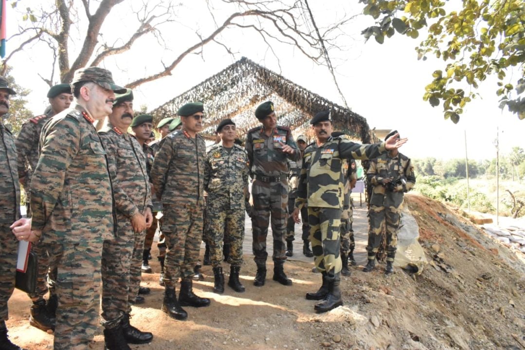 Lt Gen RC Tiwari With Other Officers