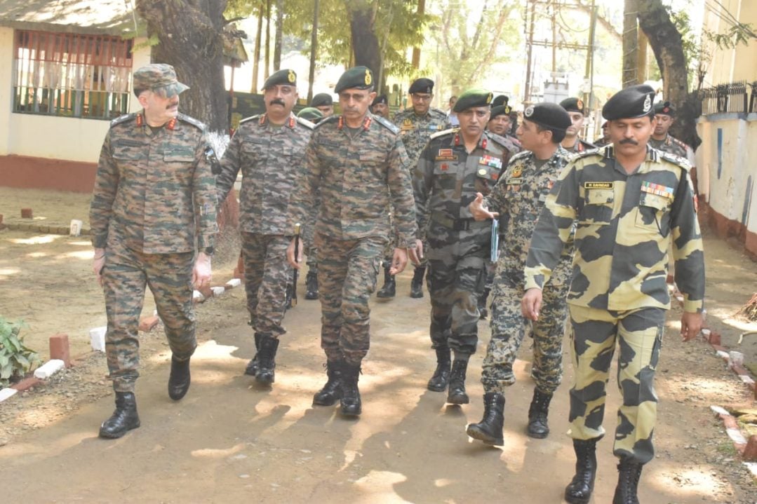 Lt Gen RC Tiwari and Other Officers