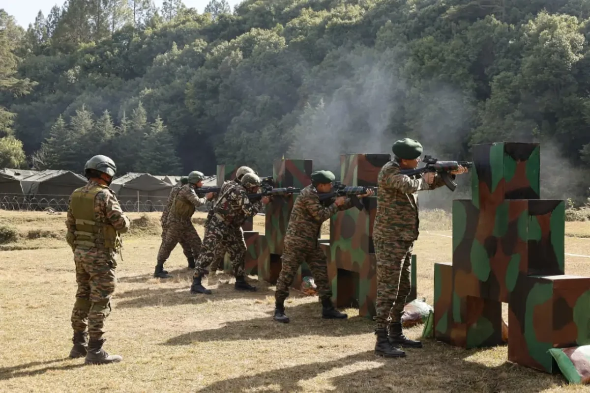 Lt Gen Sengupta Using Weapons
