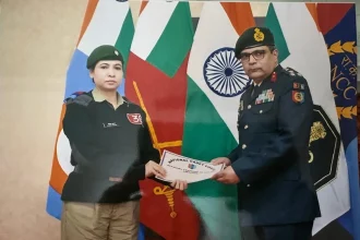 Lt Monika Kumari Getting Certificate
