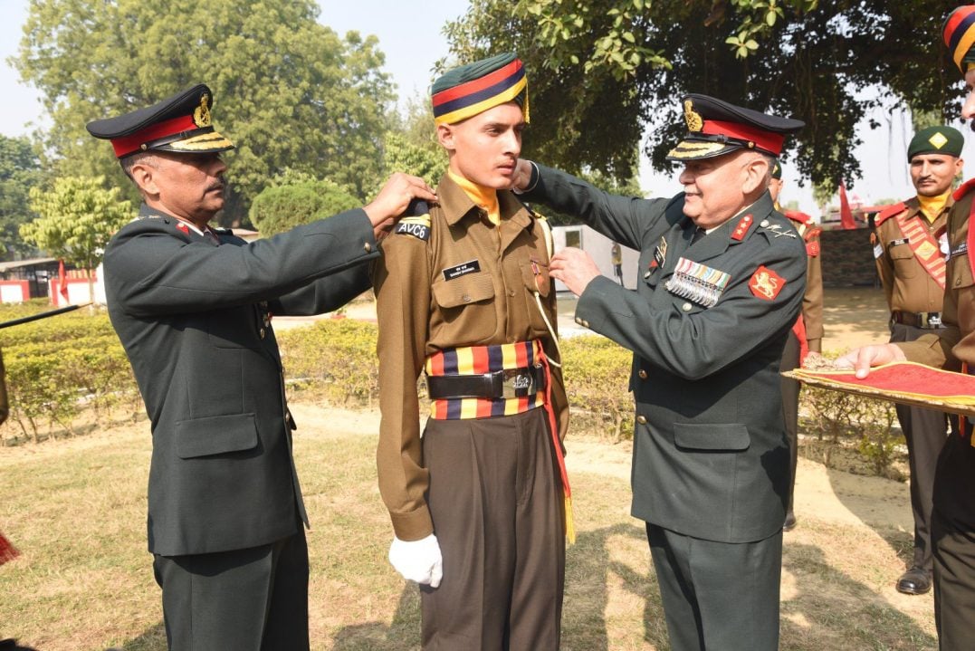 Maj Gen Duggal with Agniveer