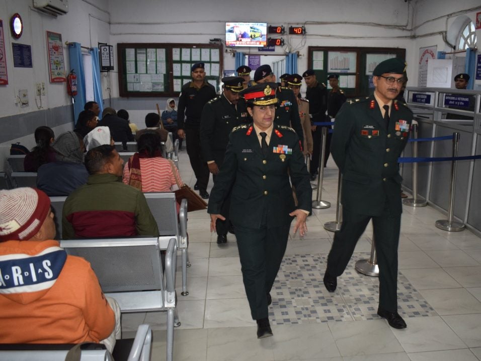 Maj Gen Kukrety Reviewing