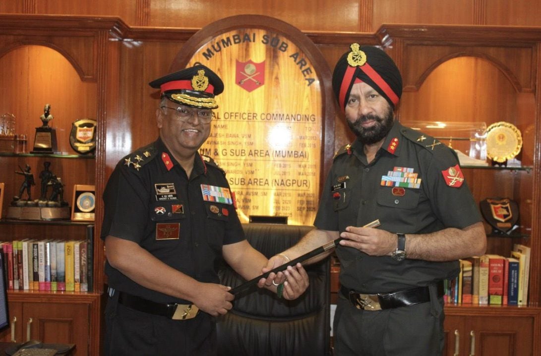 Maj Gen Navtej Singh Sohal Taking Over the Baton