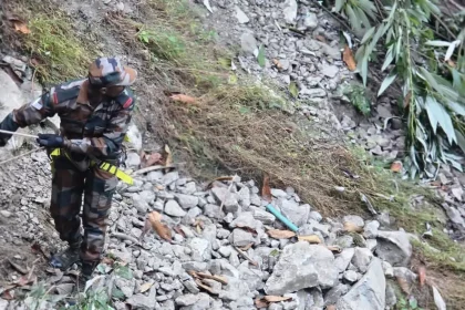 Soldier Going Down the Cliff