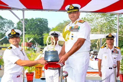 Vice Admiral Bhalla Giving Trophy