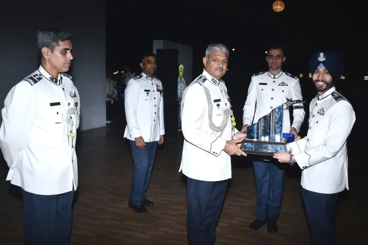 Air Marshal Surat Singh Giving Award