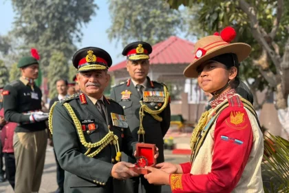 Gen Upendra Dwivedi with Cadet Priya Kumari