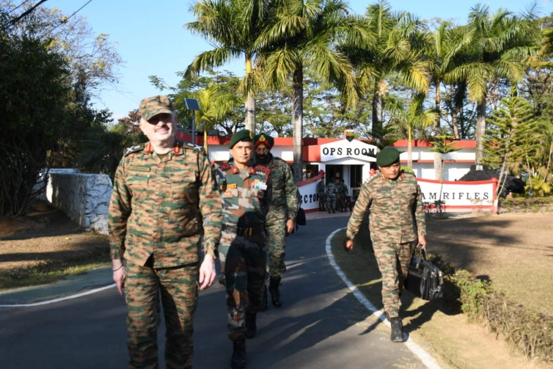 Lt Gen Abhijit Pendharkar and Other Officers