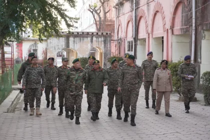 Lt Gen Arvind Chauhan and Other Officers