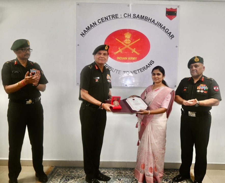 Lt Gen Dhiraj Seth Giving Award