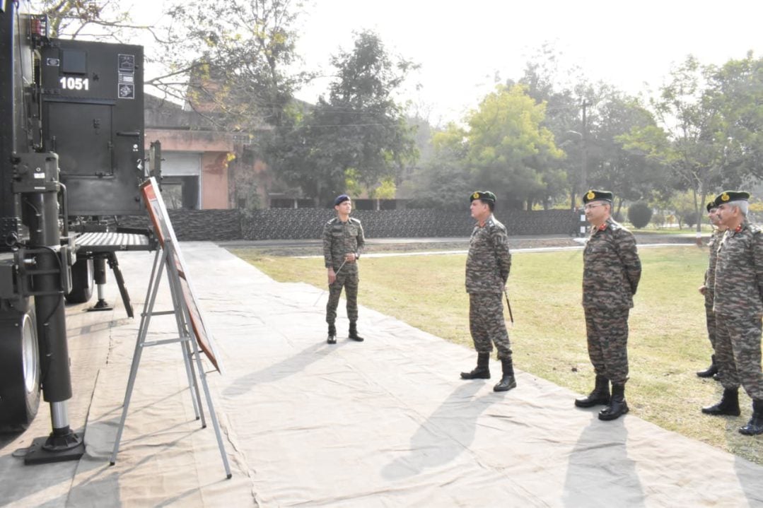Lt Gen Dhiraj Seth With Other Officers