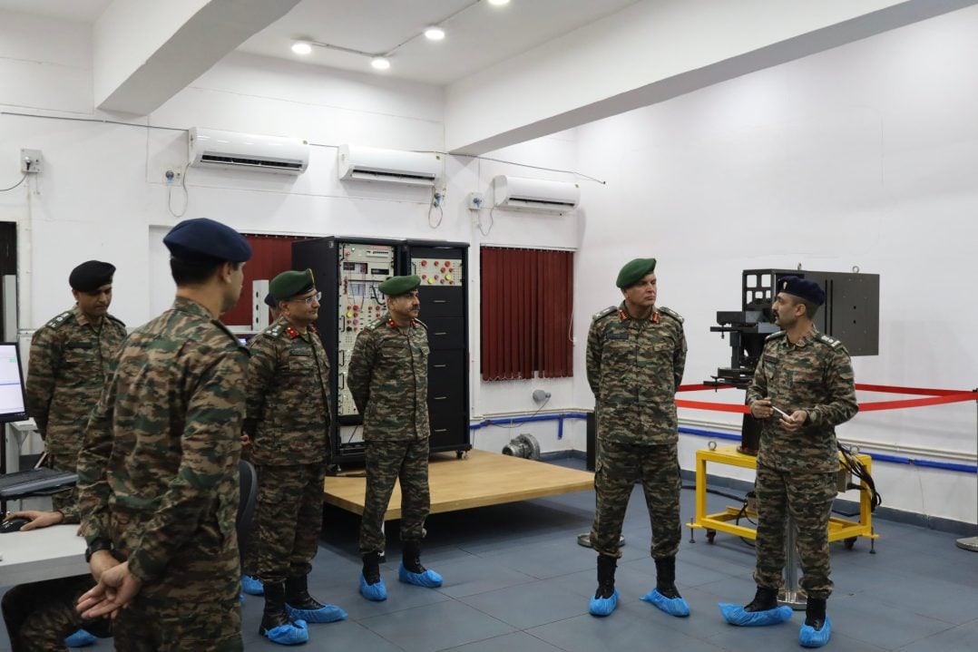 Lt Gen Dhiraj Seth and Other Officers