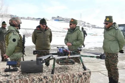 Lt Gen Hitesh Bhalla Reviewing