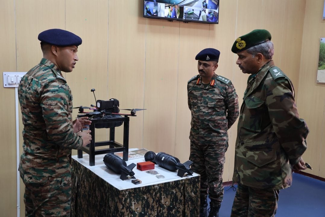 Lt Gen Katiyar Reviewing Technology