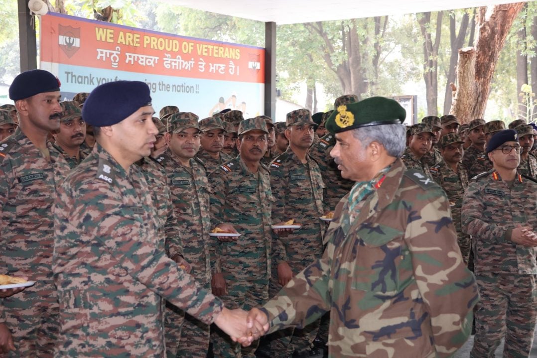 Lt Gen Katiyar Shaking Hands