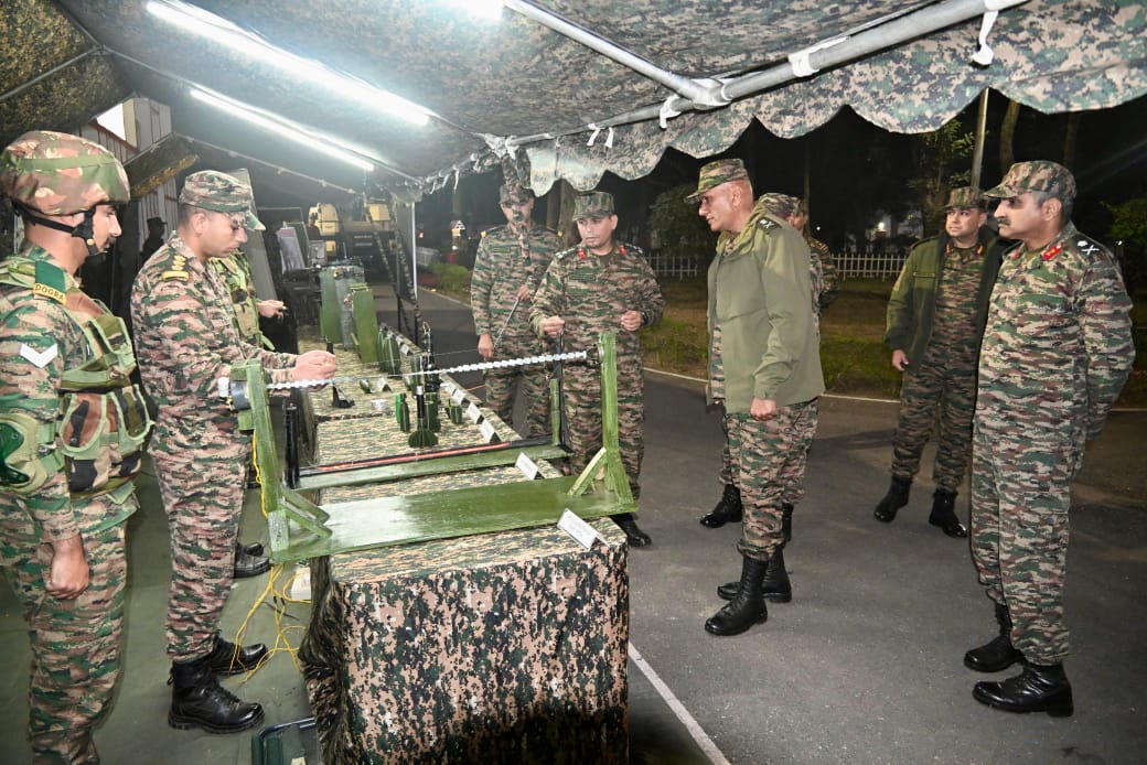 Lt Gen Pratik Sharma Reviewing