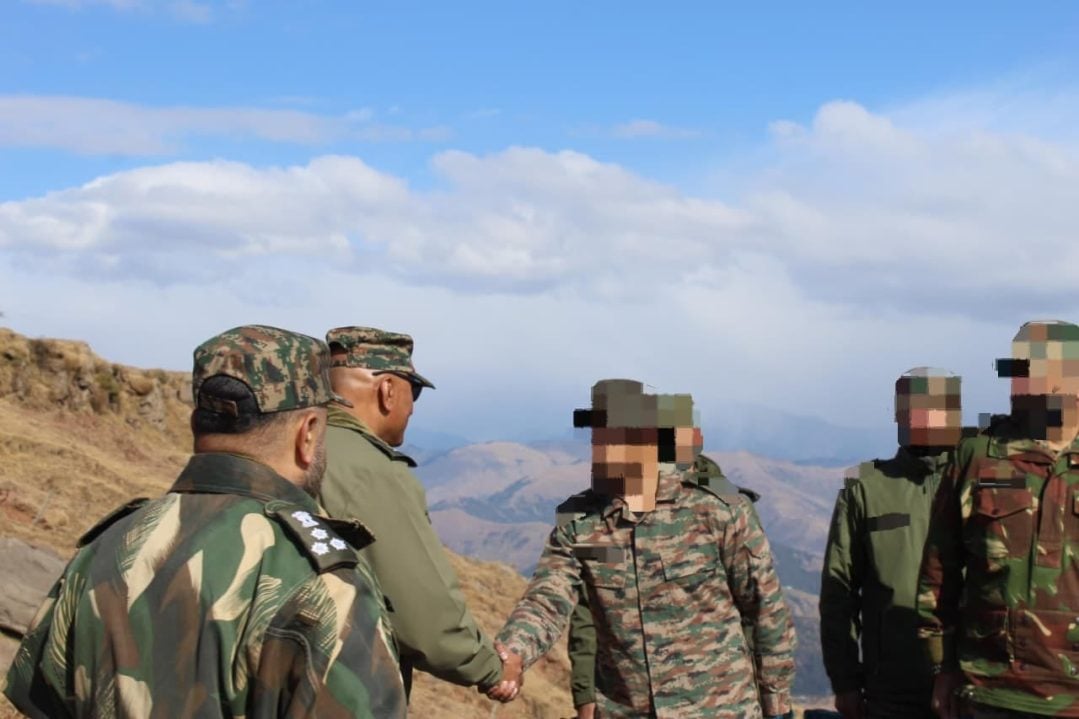 Lt Gen Pratik Sharma Shaking Hands