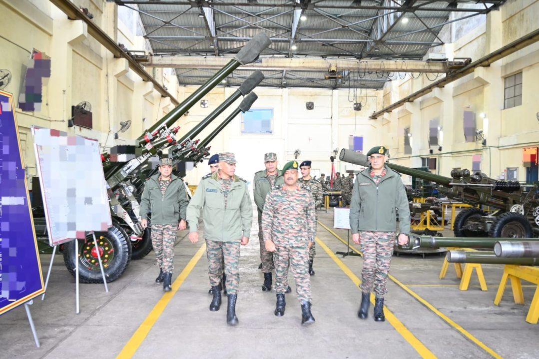 Lt Gen Pratik Sharma and Other Officers