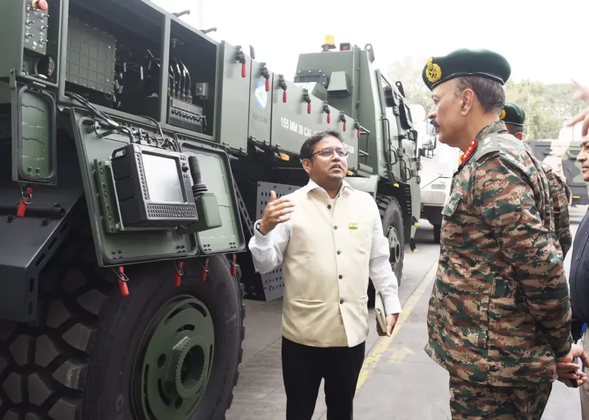 Lt Gen Rajiv K Sahni Visits Southern Command, EME Units and Defence Industry Hubs in Pune