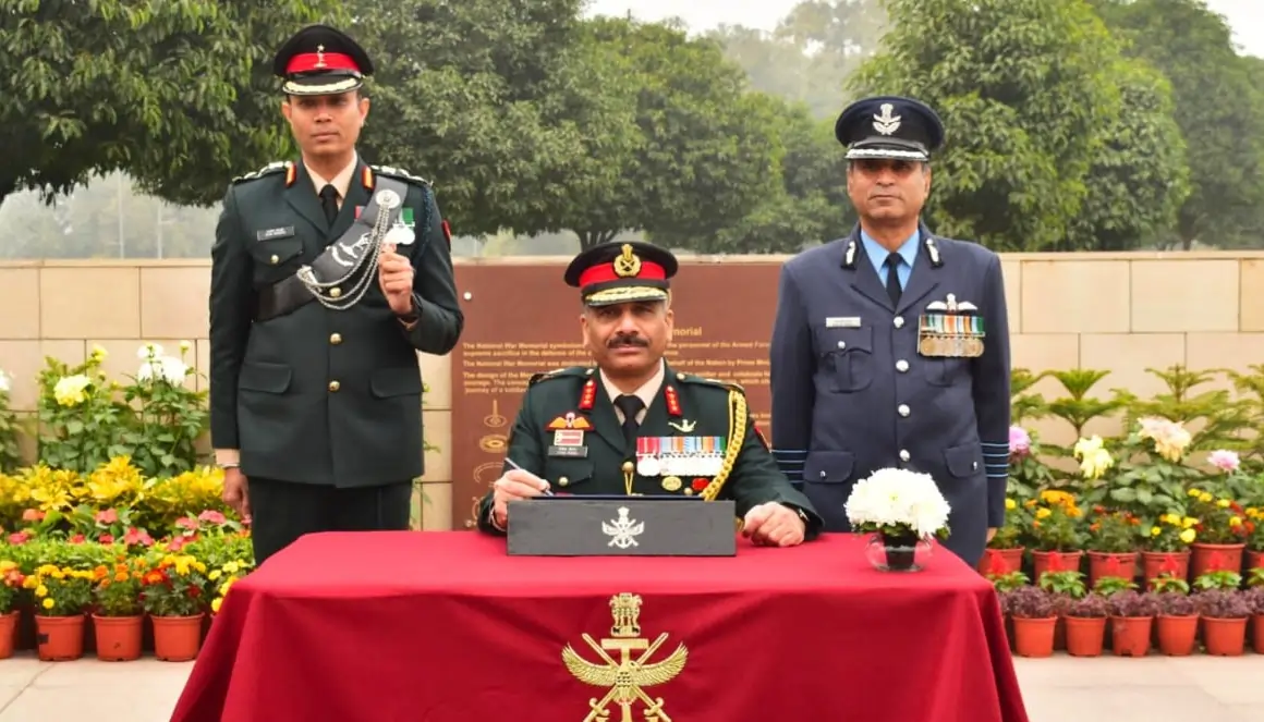 Lt Gen Vivek Dogra