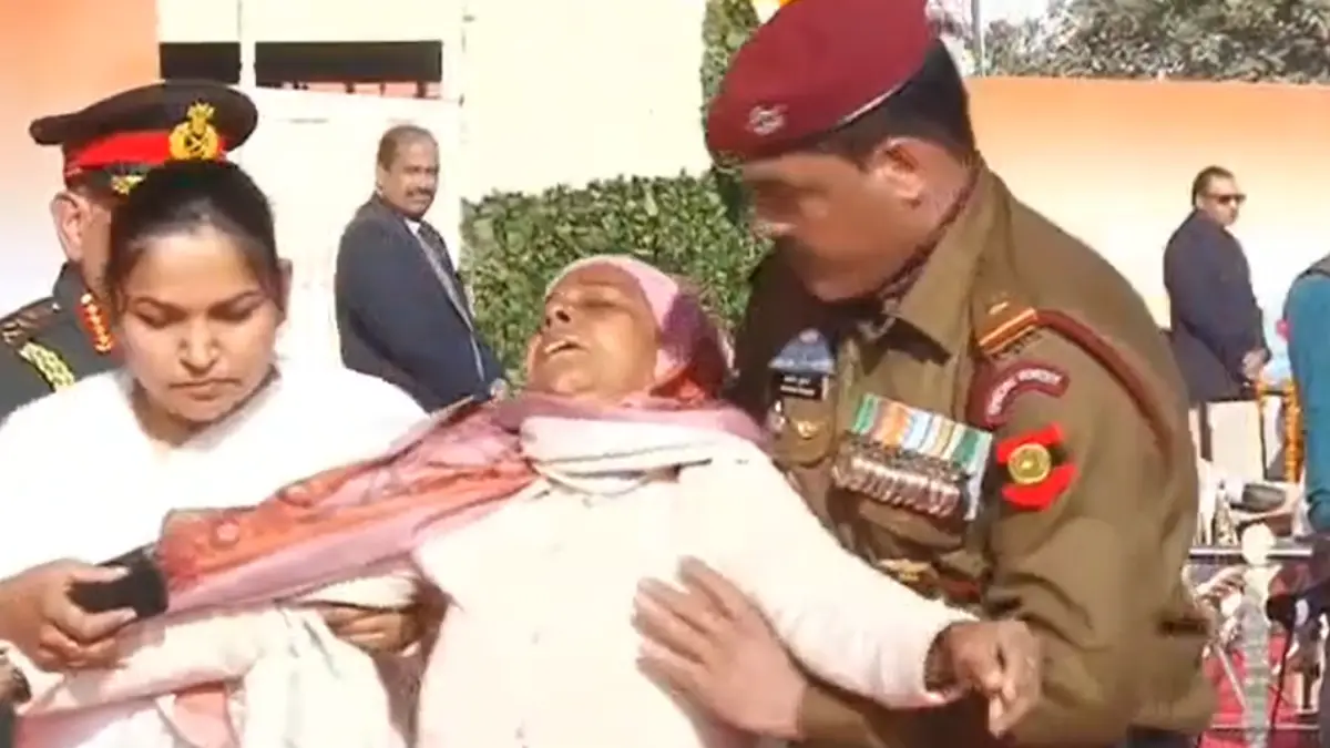 Mother Getting Unconscious 1