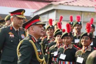 NCC Cadets Looking at Gen Dwivedi