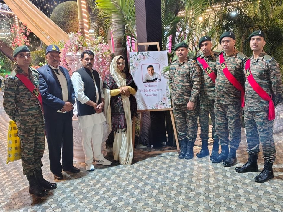 Soldiers with Family