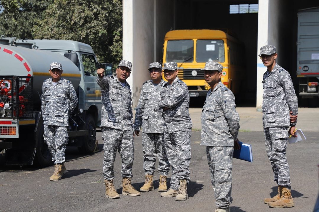 Air Vice Marshal Ratnesh Gupta and Other Officers Discussing