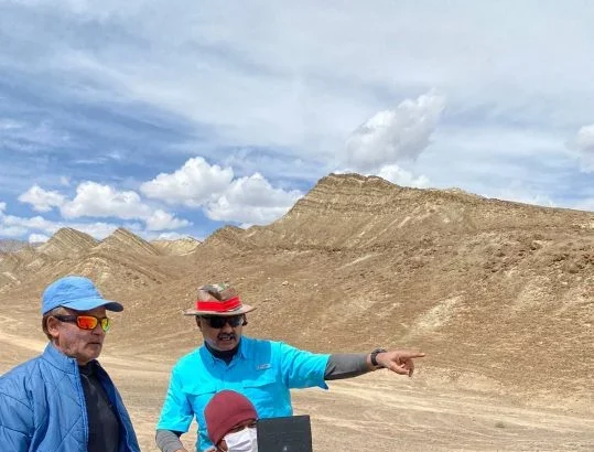 Col Shahi at Set 539x719 2