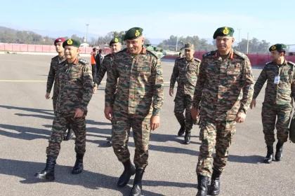 General Upendra Dwivedi Reviews Security Situation and Operational Preparedness at White Knight Corps