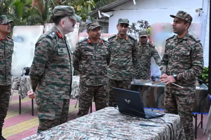 Lt Gen Abhijit S Pendharkar and Other Officers 1