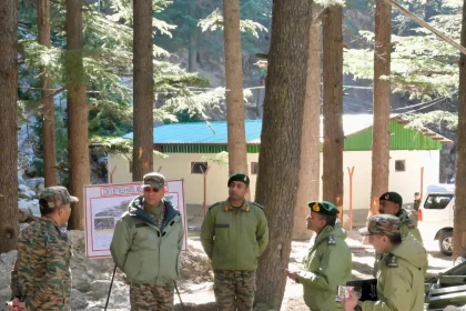 Lt Gen DG Mishra Discussing