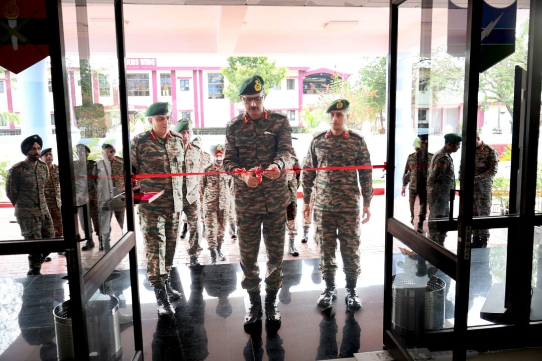 Lt Gen Devendra Sharma Cutting Ribbon