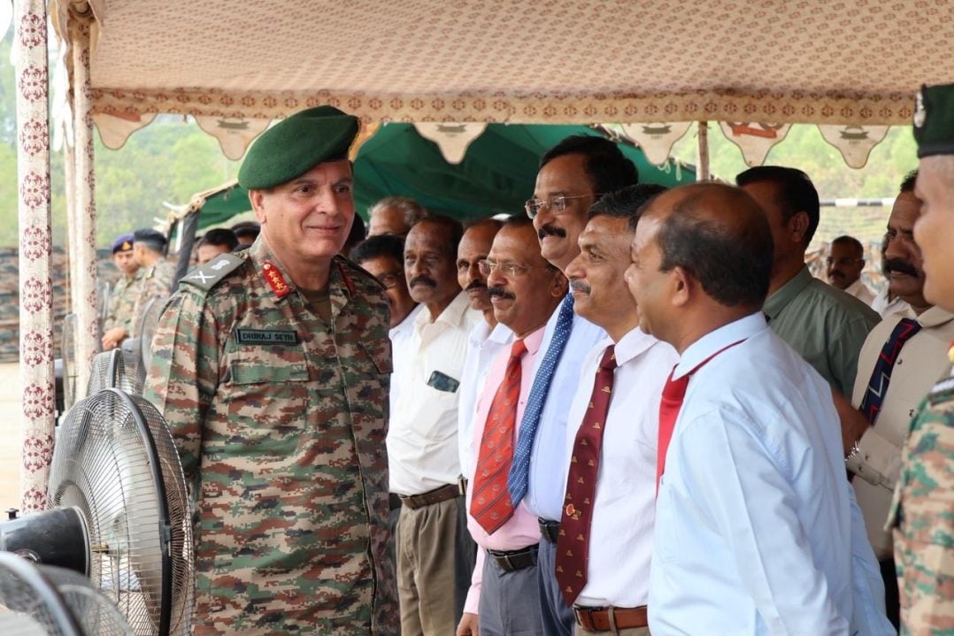 Lt Gen Dhiraj Seth Ineracting