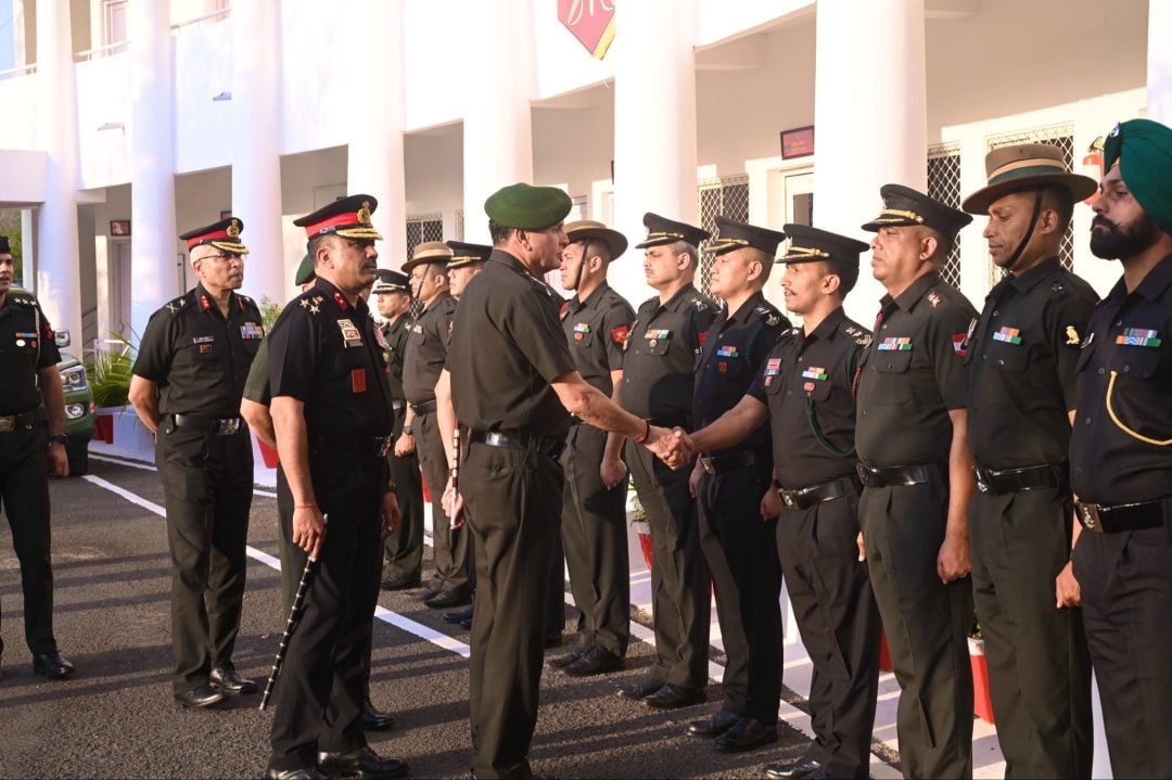 Lt Gen Dhiraj Seth Shaking Hands