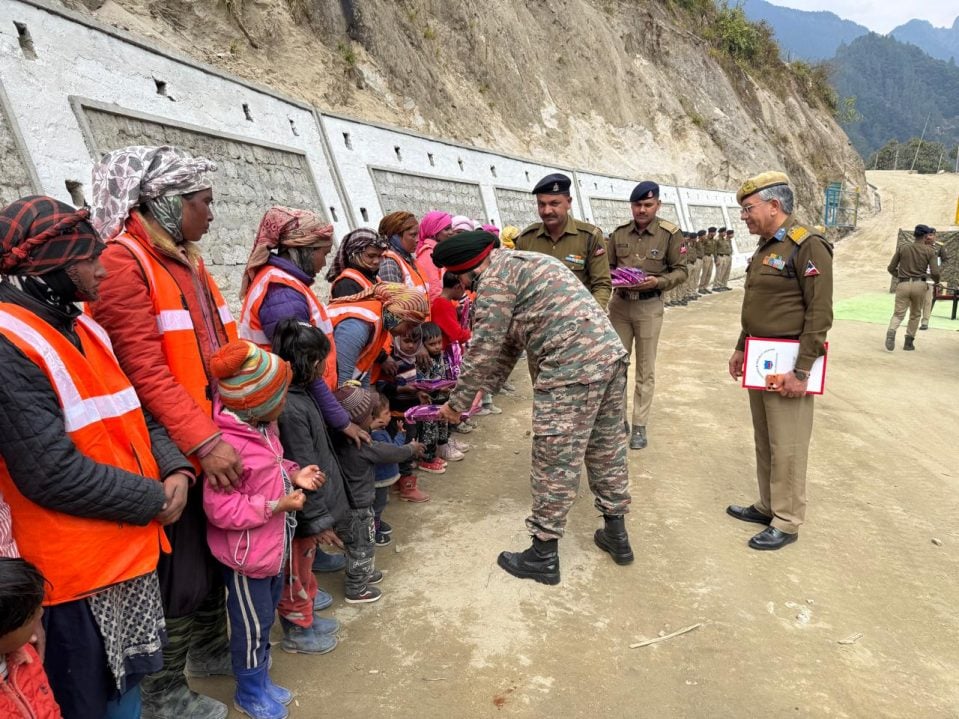 Lt Gen Harpal Singh Interacting
