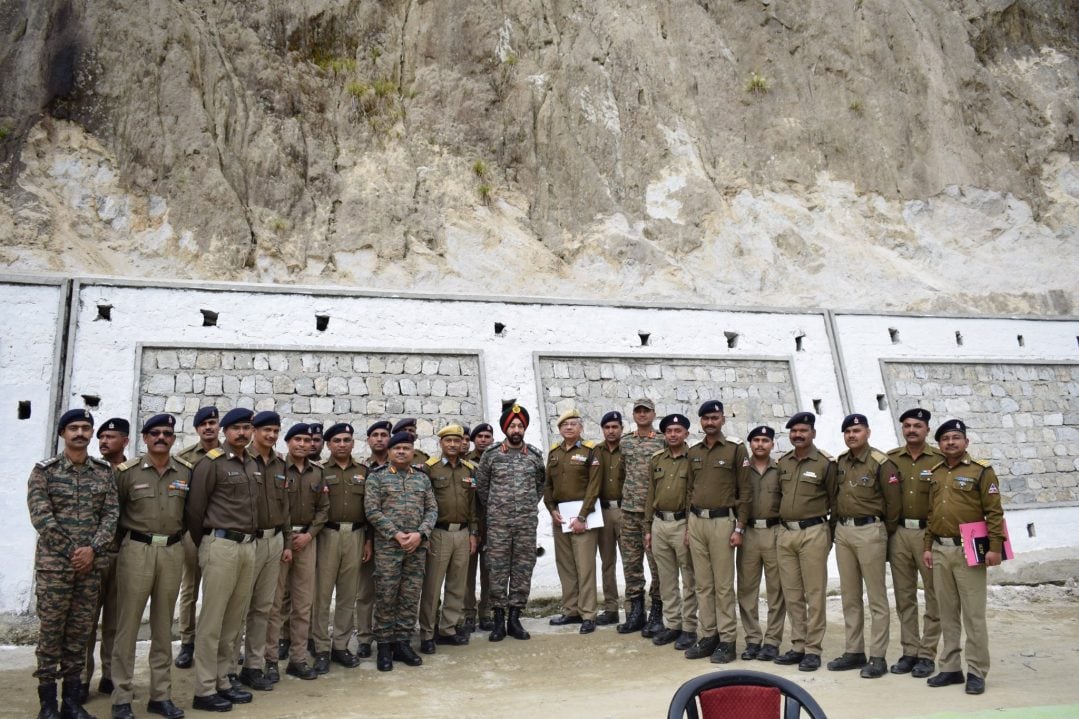 Lt Gen Harpal Singh with Other Officers