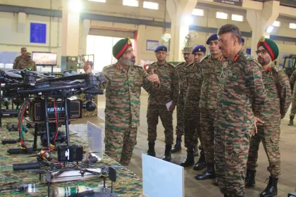 Lt Gen Rajiv K Sahni Reviews EME Capabilities and Defence Innovation Initiatives in Pune