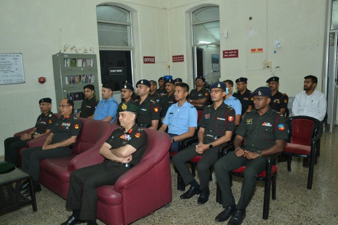 Officers Listening 1